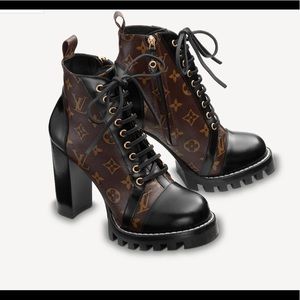 NIB Louis Vuitton Star Trail Monogram Boots Size 37